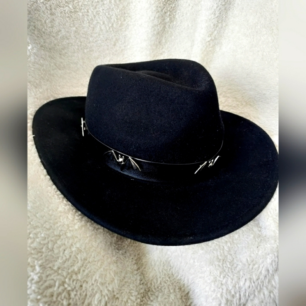 Killstar hat